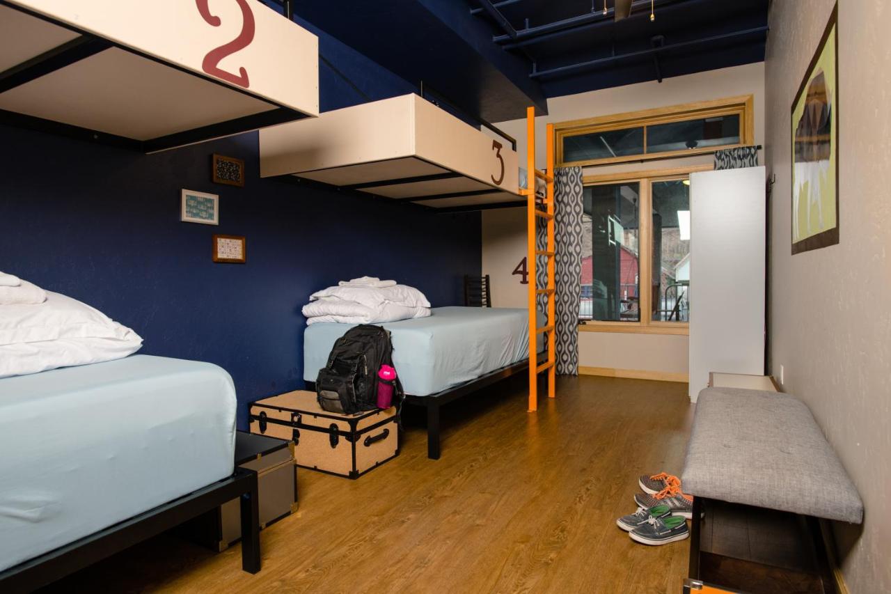 Хостел The Bunkhouse Minturn Экстерьер фото